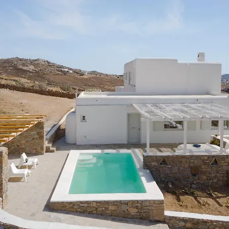 Lea Mykonos * Merchia Beach