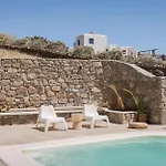 Lea Mykonos * Merchia Beach