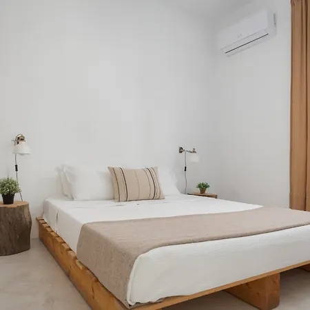 Lea Mykonos Merchia Beach