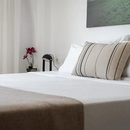 Lea Mykonos Merchia Beach